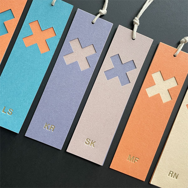 Praegekontor | Live-Personalisierung für Events | Live Prägen | Heißfolienprägung | Papier & Karton Praegekontor | Live-Personalisierung für Events | Live Prägen | Heißfolienprägung | Papier & Karton